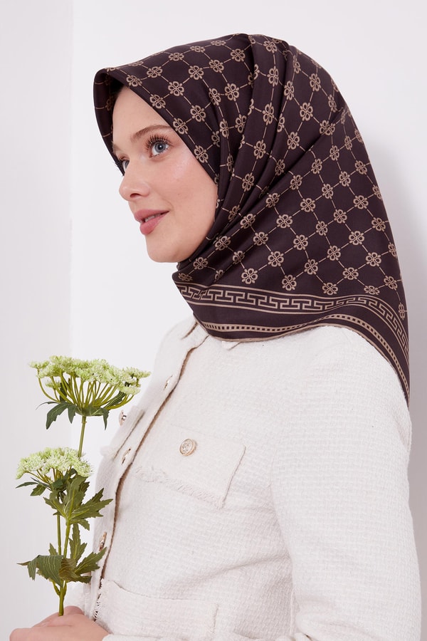 LevidorLevidor Kahve Yonca Desen Twill Ipek Eşarp