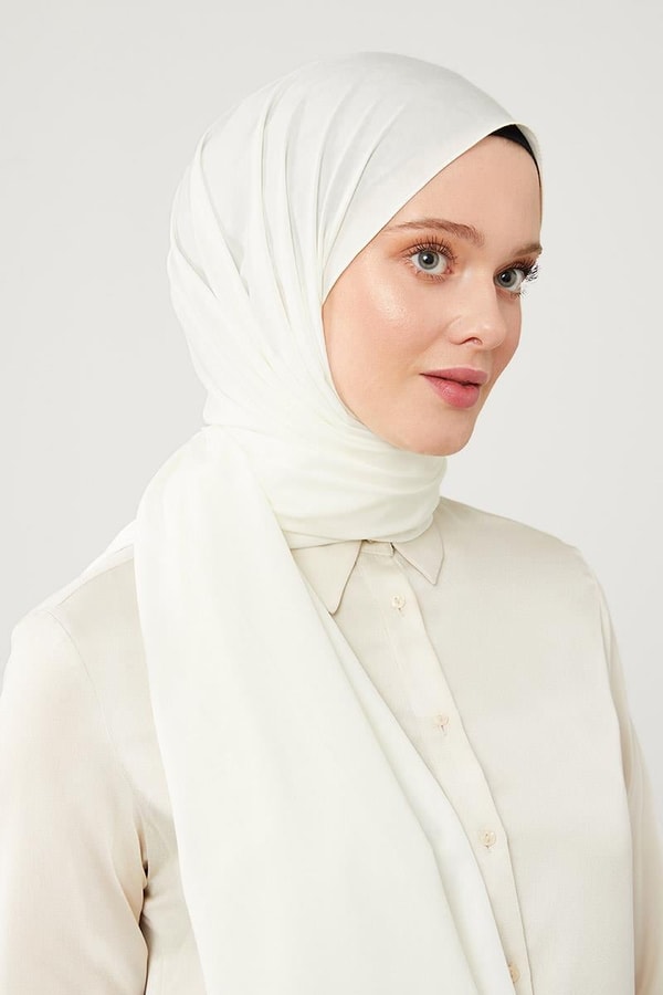 LevidorLevidor Kırık Beyaz Jakarlı Puzzle Desen Elegance Şal