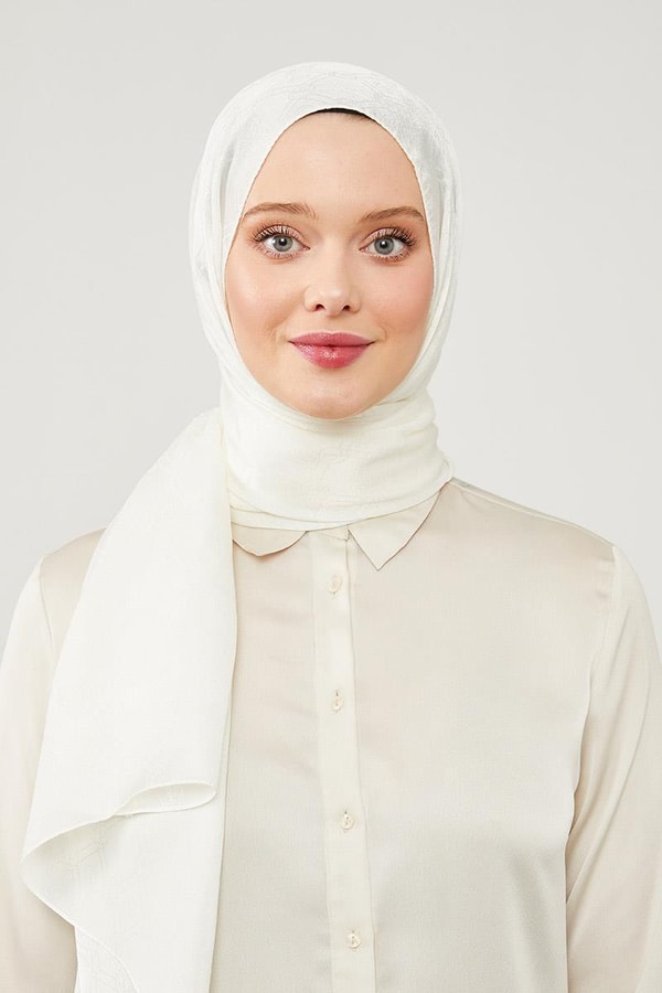 LevidorLevidor Kırık Beyaz Levidor Baskılı Jakarlı Elegance Şal