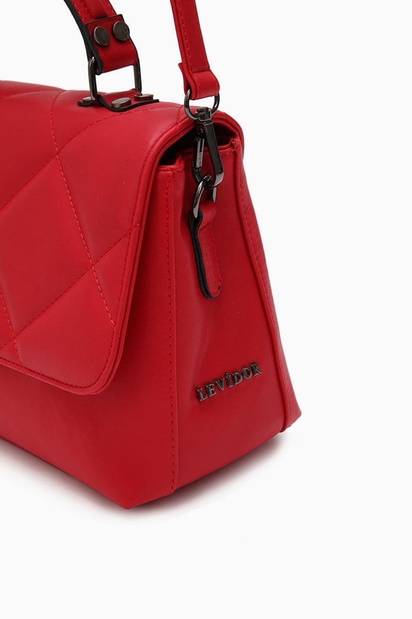 LevidorLevidor Kırmızı Çapraz Askılı Kapitone El Çantası