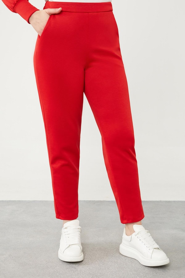 LevidorLevidor Kırmızı Düğme Kapama Pantolonlu Hırka Takım