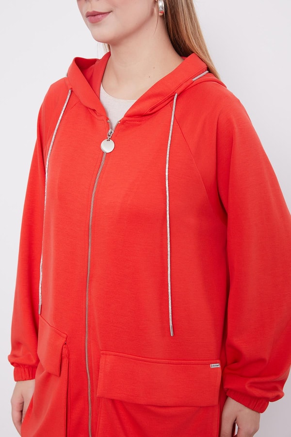 LevidorLevidor Kırmızı Kapüşonlu Taşlı İp Detaylı Kap