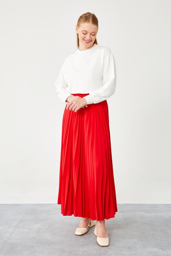 LevidorLevidor Kırmızı Pliseli Beli Lastikli Etek