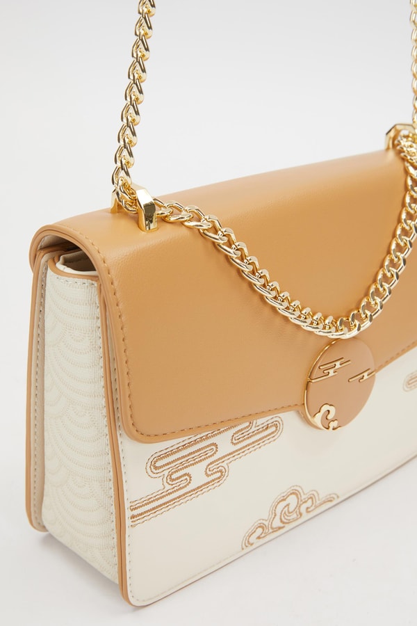 LevidorLevidor Krem Kabartma Desen Omuz Çantası