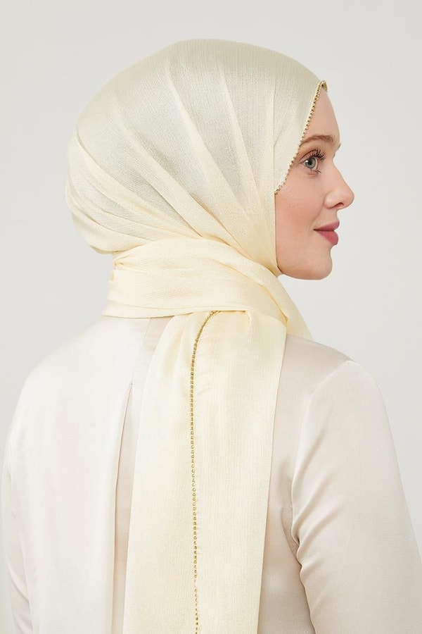 LevidorLevidor Krem Yanları Taş Detaylı Kristal Yoryo Şal