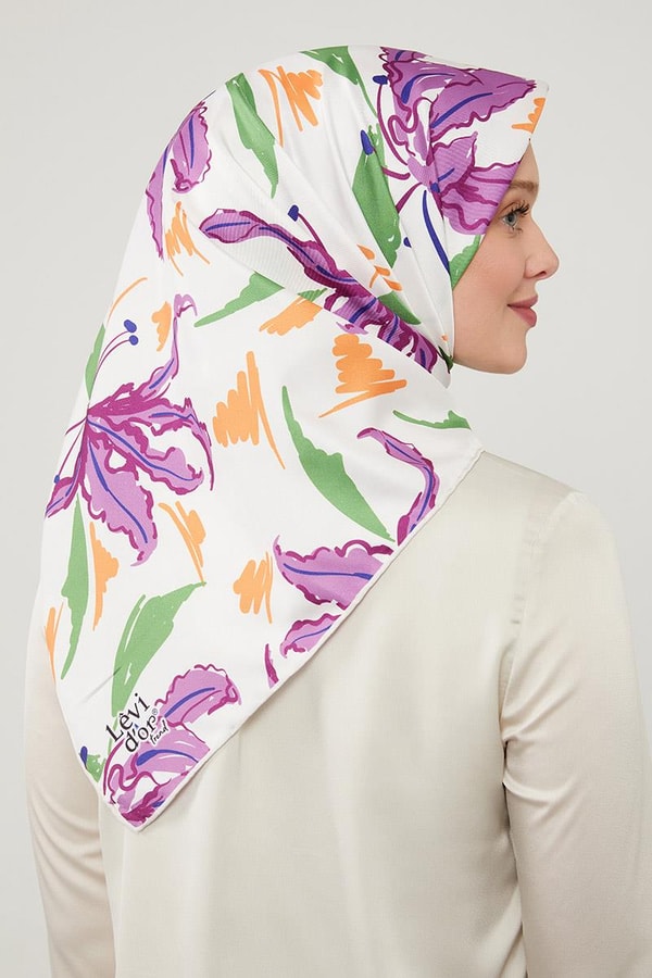 LevidorLevidor Krem Yaprak Desen Twill Eşarp