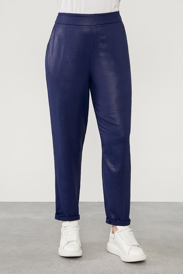 LevidorLevidor Lacivert Asimetrik Kesim Pantolonlu İkili Takım