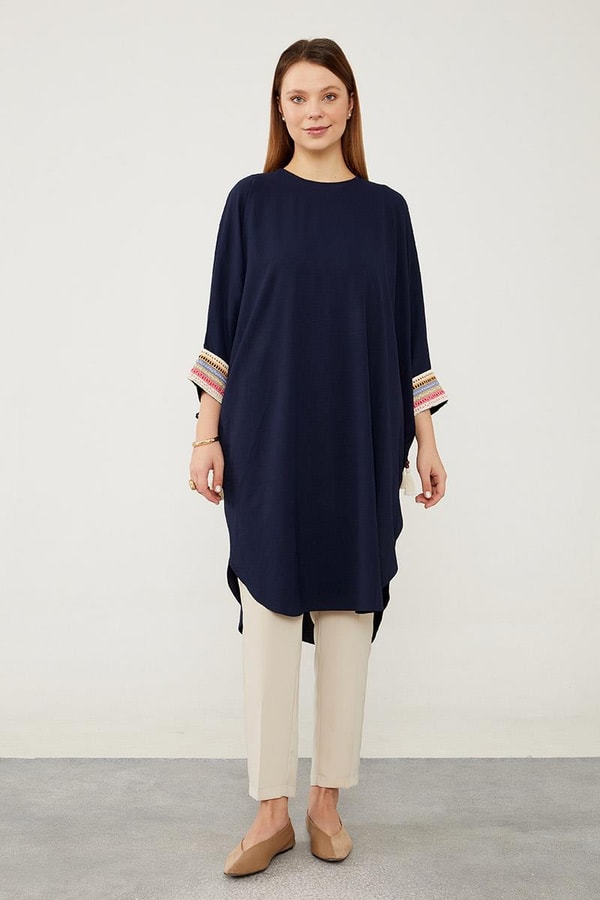 LevidorLevidor Lacivert Dantel Detaylı Tunik