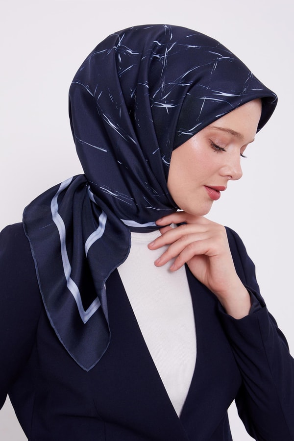 LevidorLevidor Lacivert Fırca Desen Twill Ipek Eşarp