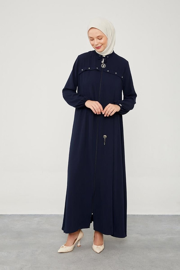 LevidorLevidor Lacivert Kuş Gözü Detaylı Ferace