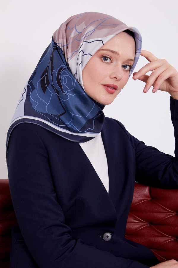 LevidorLevidor Lacivert Soyut Çiçek Twill Eşarp