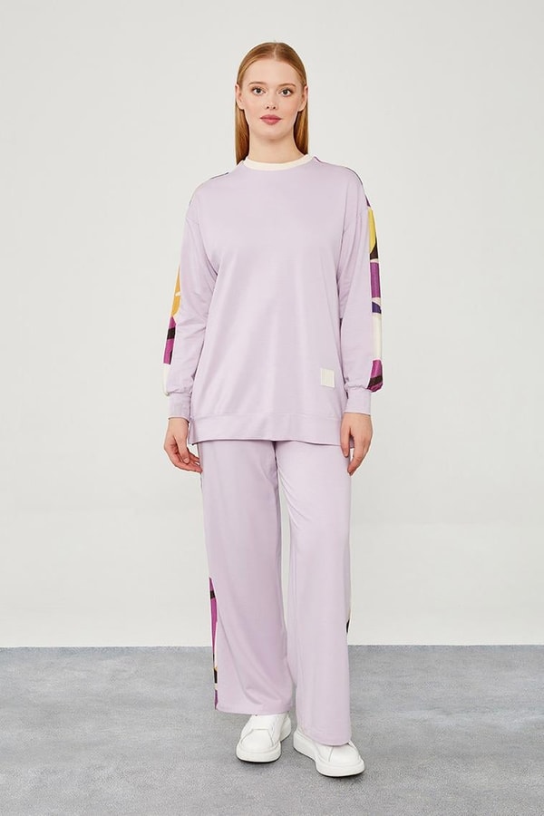 LevidorLevidor Lila Bisiklet Yaka Geometrik Desen Spor Takım