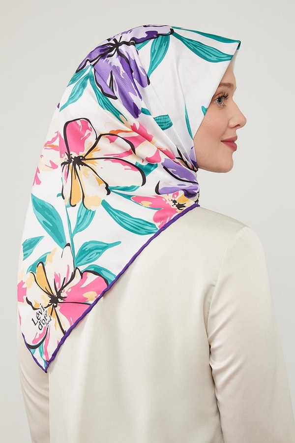 LevidorLevidor Mor Açelya Çicek Desenli Trend Twill Eşarp