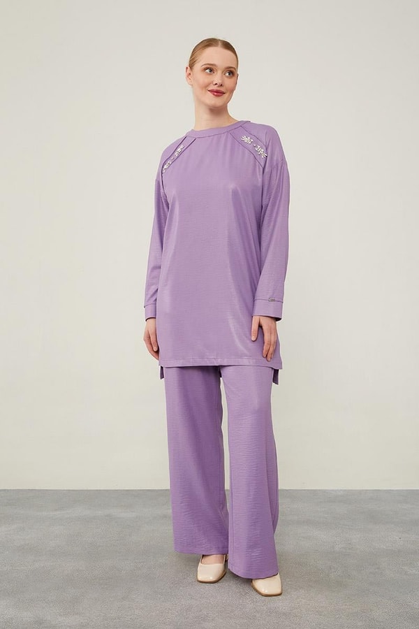 LevidorLevidor Mor Önü Taş İşlemeli Geniş Pantolonlu Tunik Takım