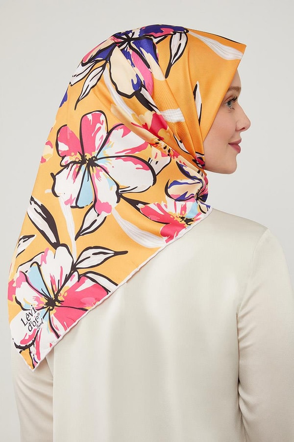 LevidorLevidor Oranj Açelya Çicek Desenli Trend Twill Eşarp