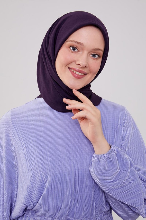 LevidorLevidor Patlıcan Moru Pamuk Cazz Kare Eşarp
