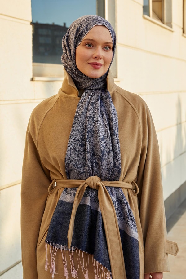 LevidorLevidor Pudra Püskülü Etnik İpek Şal