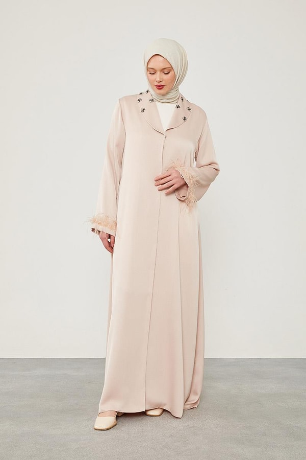 LevidorLevidor Pudra Tüy Detaylı Taş işlemeli Ferace