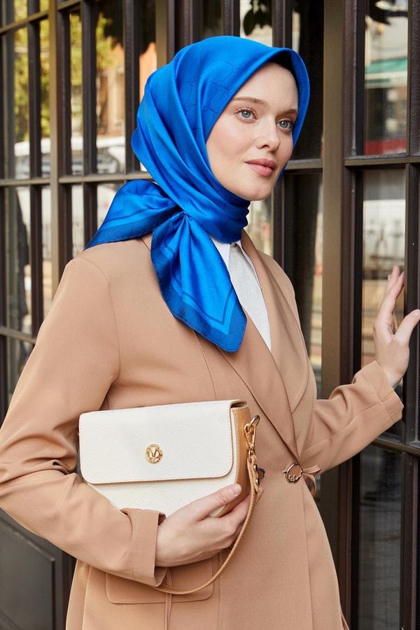 LevidorLevidor Saks Monogram Twill İpek Eşarp