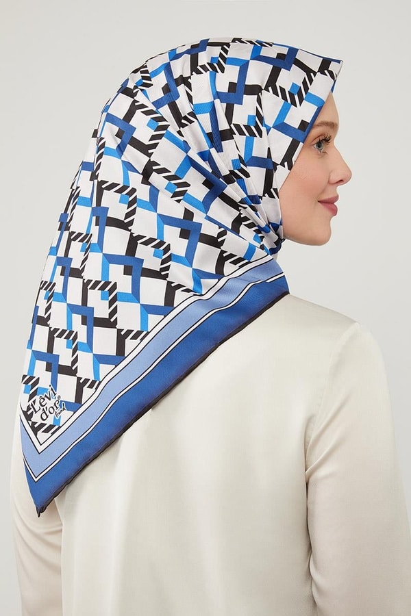 LevidorLevidor Saks Üçgen Desenli Trend Twill Eşarp
