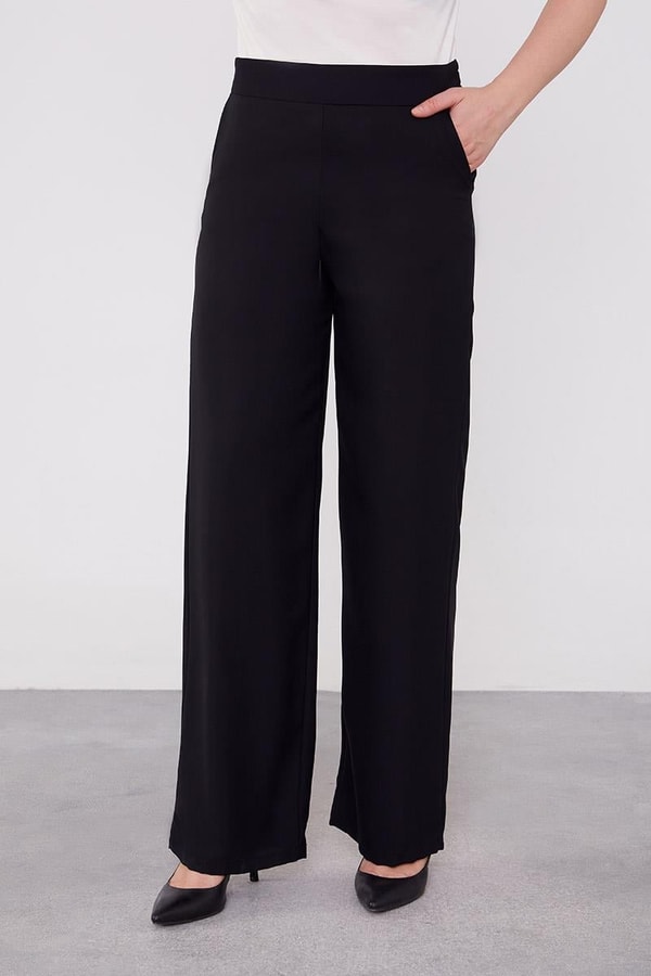 LevidorLevidor Siyah Boncuk İşlemeli Tunik Takım