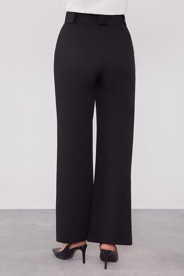 LevidorLevidor Siyah Çift Pileli Kumaş Pantolon