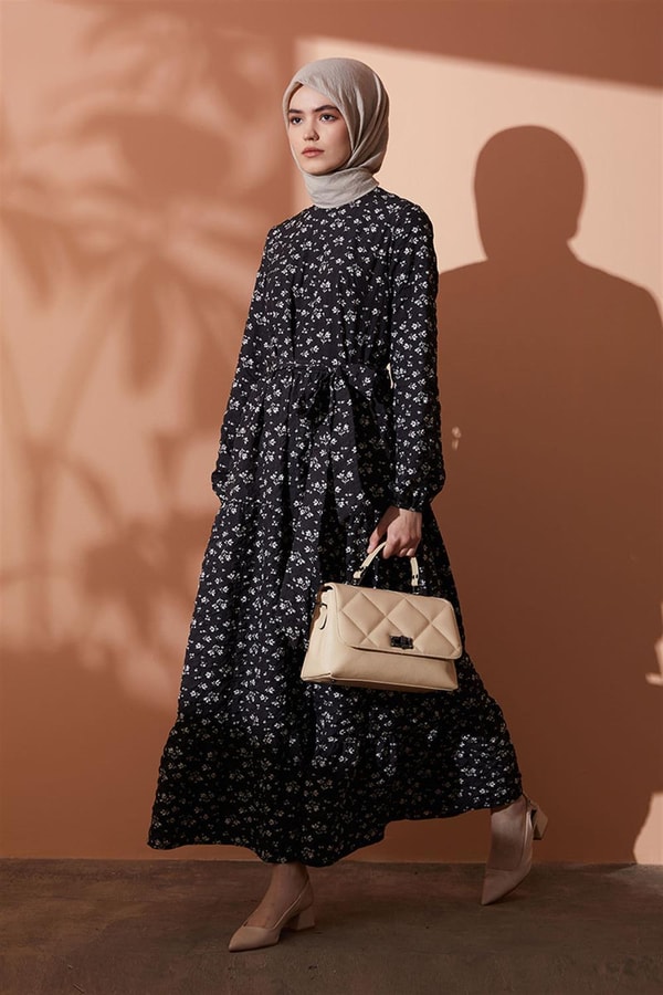 LevidorLevidor Siyah Çıtır çiçek desenli elbise