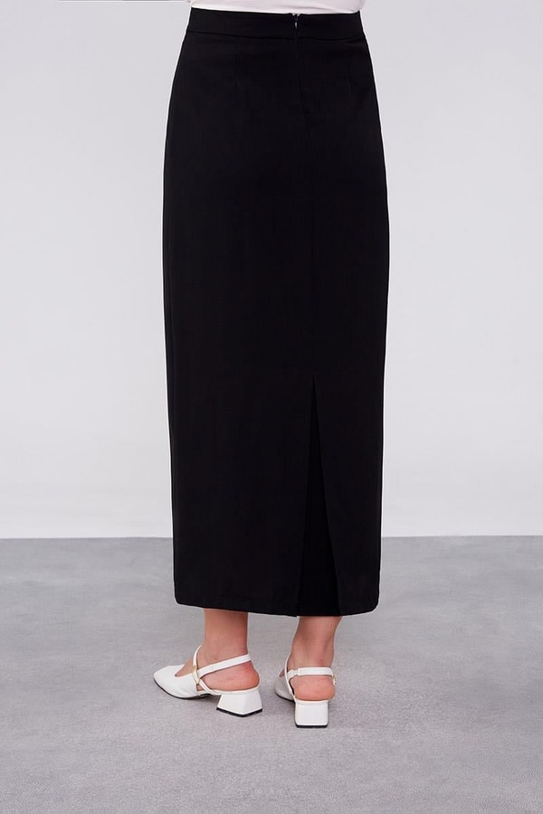 LevidorLevidor Siyah Düğme Detaylı Etek