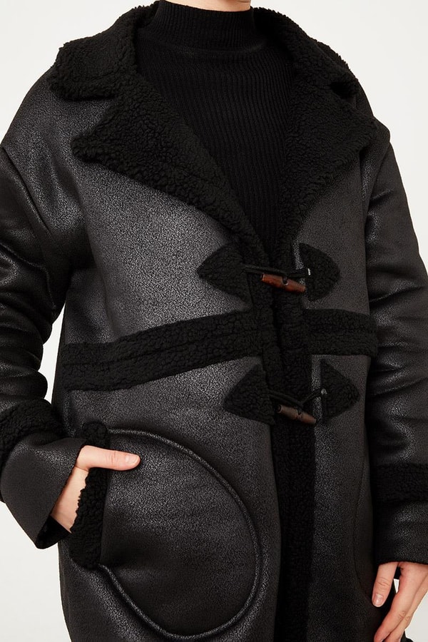 LevidorLevidor Siyah Düğme Kapamalı Yün Astarlı Suni Deri Kaban