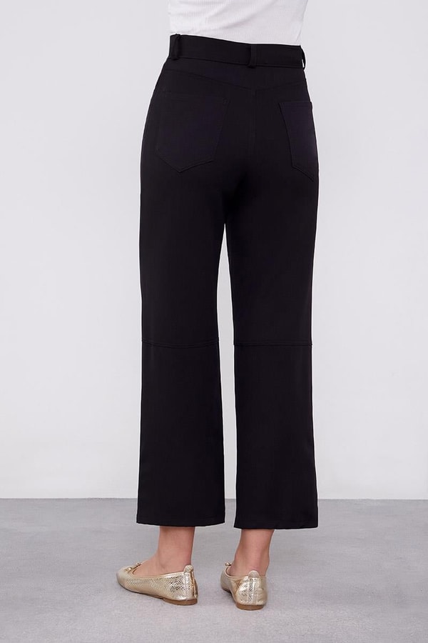 LevidorLevidor Siyah Ekleme Tasarımlı Düz Paça Pantolon