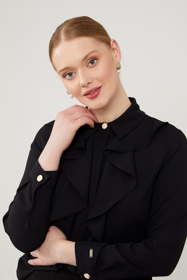 LevidorLevidor Siyah Fırfır Detaylı Gömlek