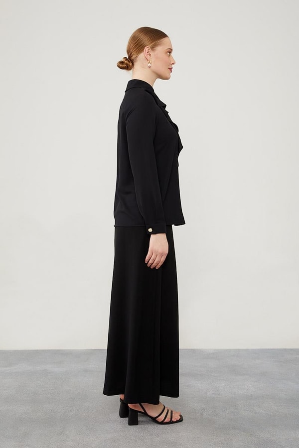 LevidorLevidor Siyah Fırfır Detaylı Gömlek