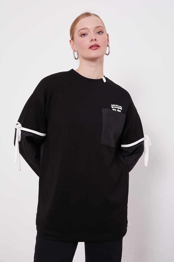 LevidorLevidor Siyah Kapitone Detaylı Sweat