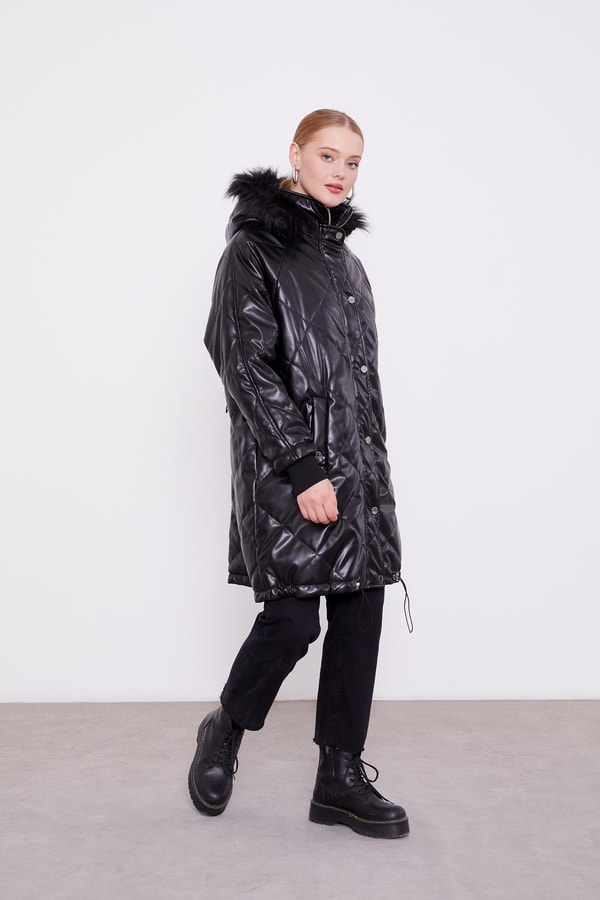 LevidorLevidor Siyah Kapitone Kapüşonlu Mont