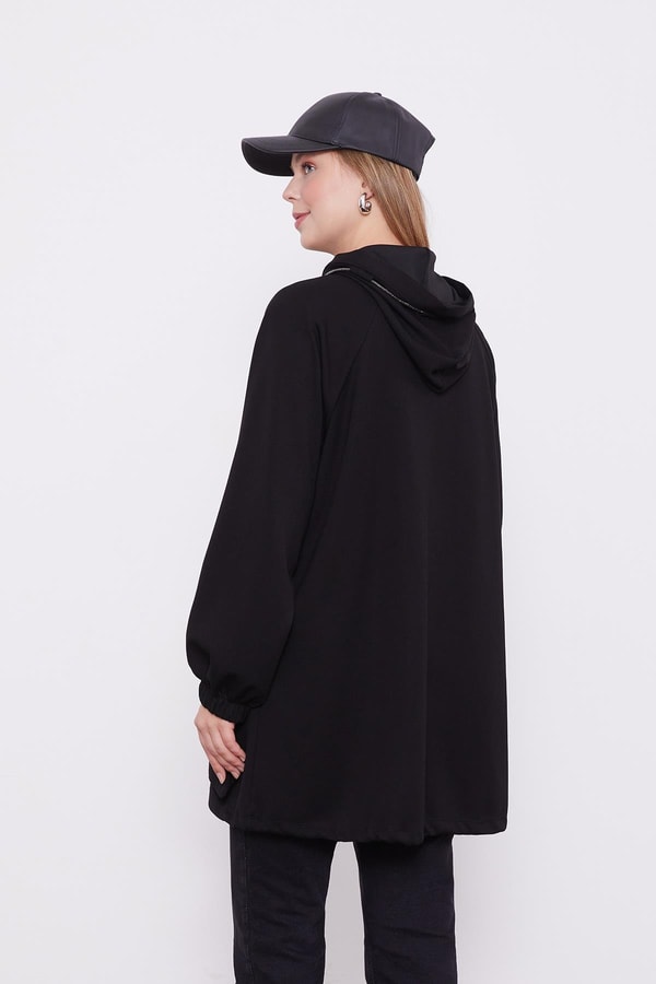 LevidorLevidor Siyah Kapüşonlu Taşlı İp Detaylı Kap