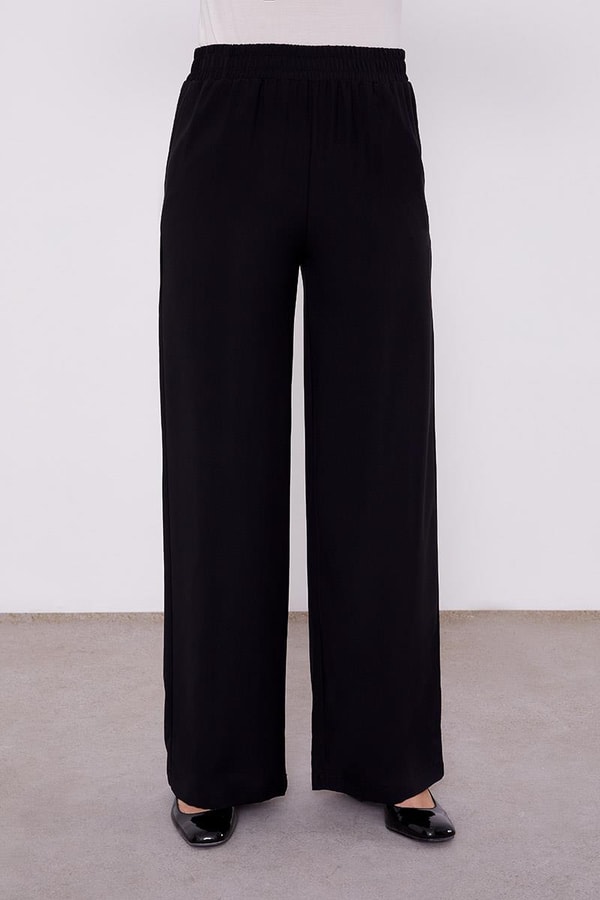 LevidorLevidor Siyah Kendinden Şal Detaylı Tunik Takım