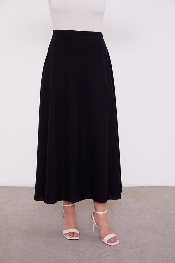 LevidorLevidor Siyah Kısa Şifon Gömlekli Etek Takım