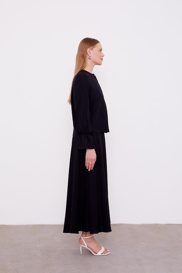 LevidorLevidor Siyah Kısa Şifon Gömlekli Etek Takım