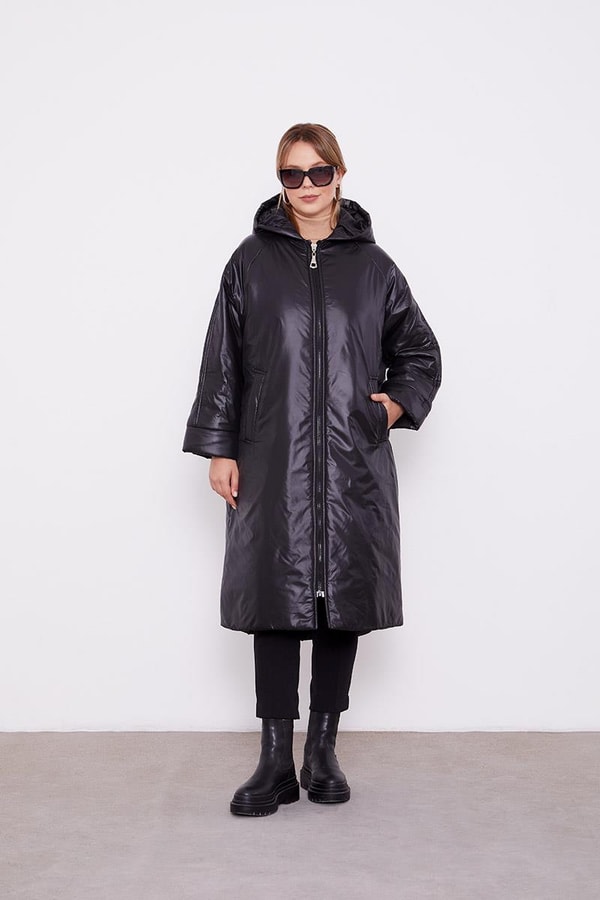 LevidorLevidor Siyah Kolları Ribana Detaylı Uzun Mont