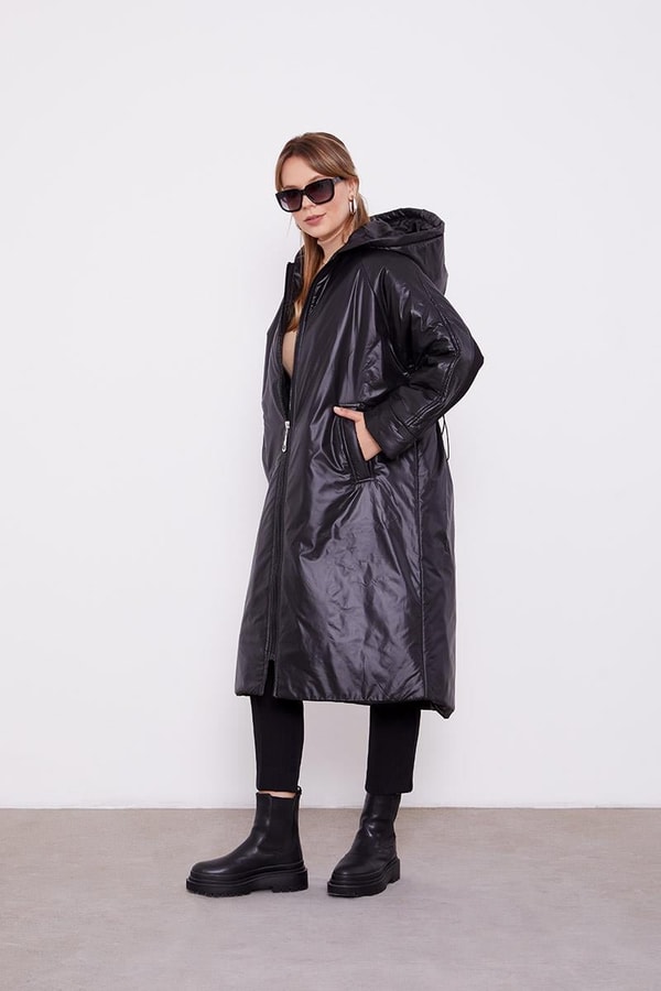 LevidorLevidor Siyah Kolları Ribana Detaylı Uzun Mont