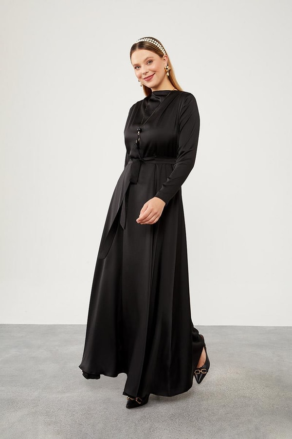 LevidorLevidor Siyah Kuşak Bağlamalı Saten Elbise