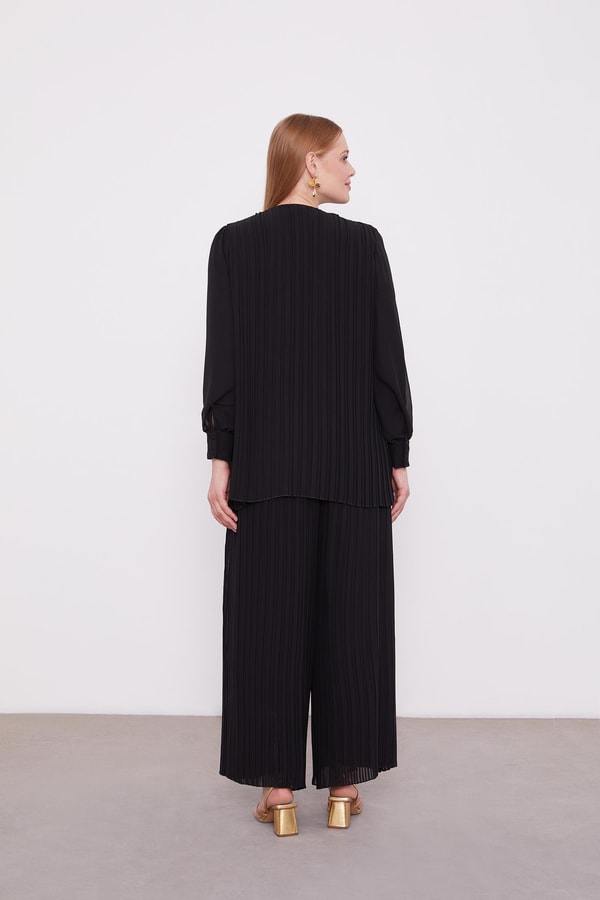 LevidorLevidor Siyah Piliseli Şifon İkili Takım