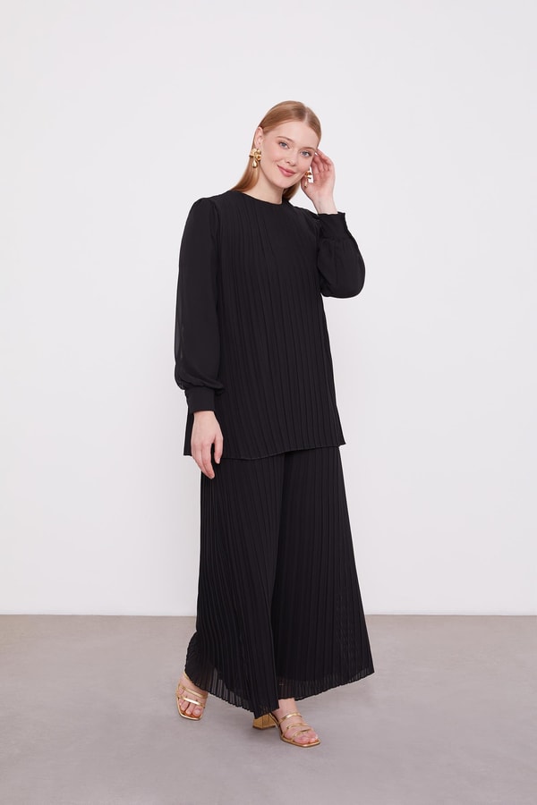 LevidorLevidor Siyah Piliseli Şifon İkili Takım