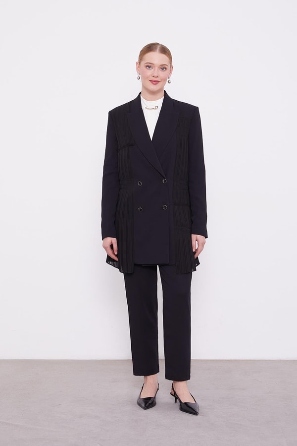 LevidorLevidor Siyah Plise Şifonlu Ceket Takım