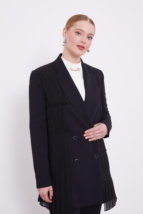 LevidorLevidor Siyah Plise Şifonlu Ceket Takım