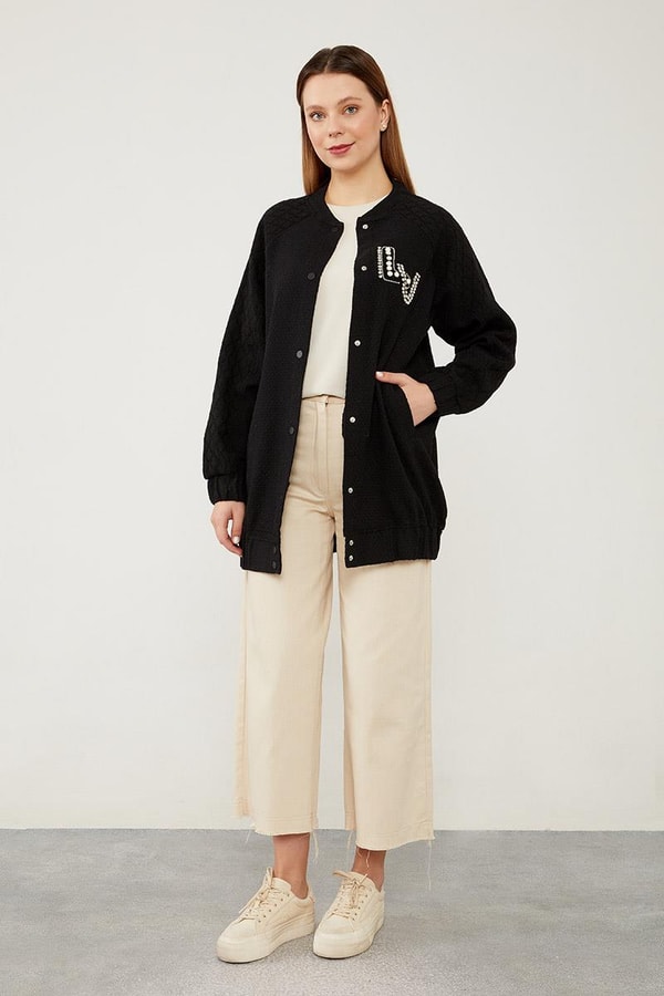 LevidorLevidor Siyah Triko İşlemeli Ceket
