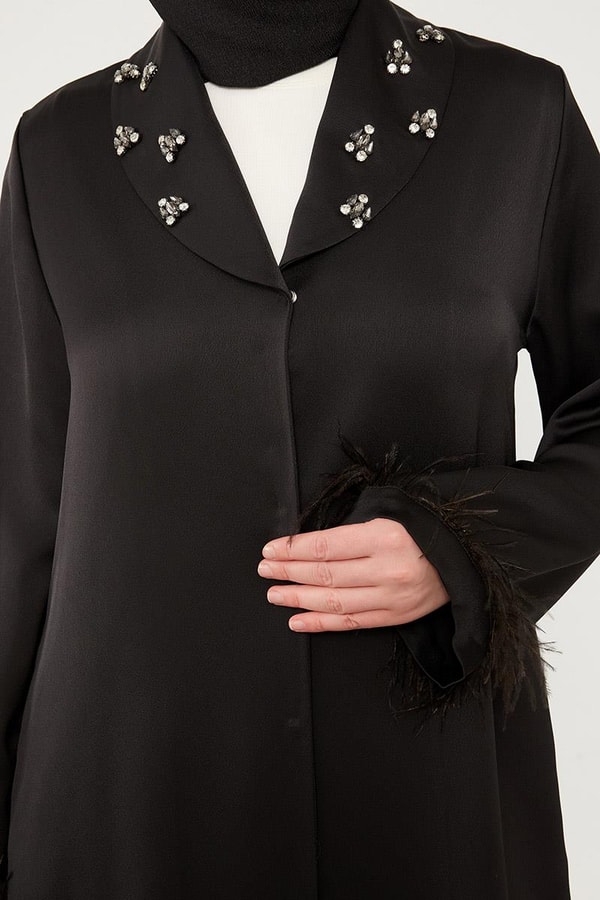 LevidorLevidor Siyah Tüy Detaylı Taş işlemeli Ferace