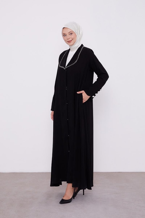 LevidorLevidor Siyah Yaka İşleme  Detaylı Ferace