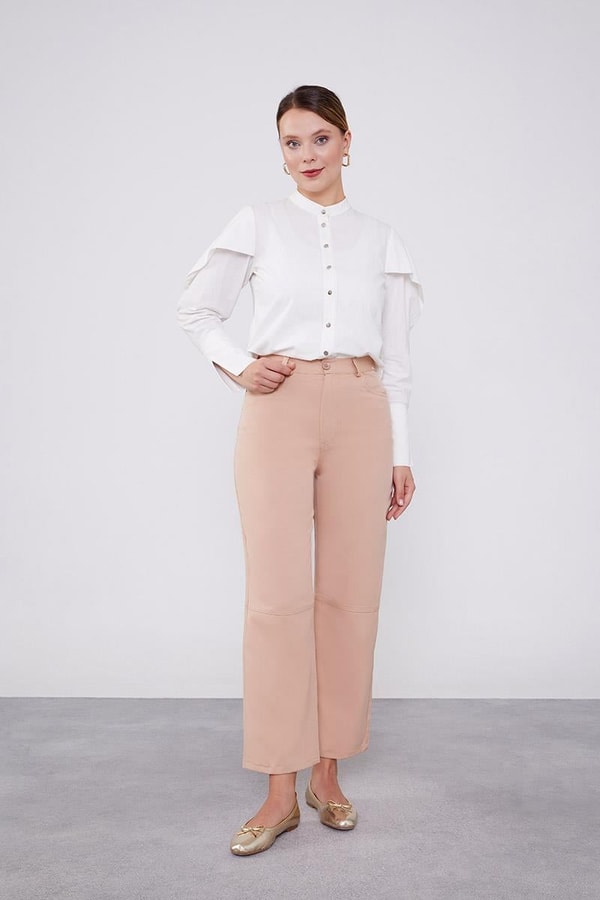 LevidorLevidor Somon Ekleme Tasarımlı Düz Paça Pantolon