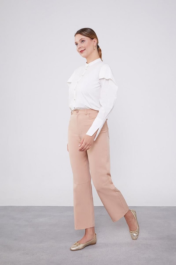 LevidorLevidor Somon Ekleme Tasarımlı Düz Paça Pantolon